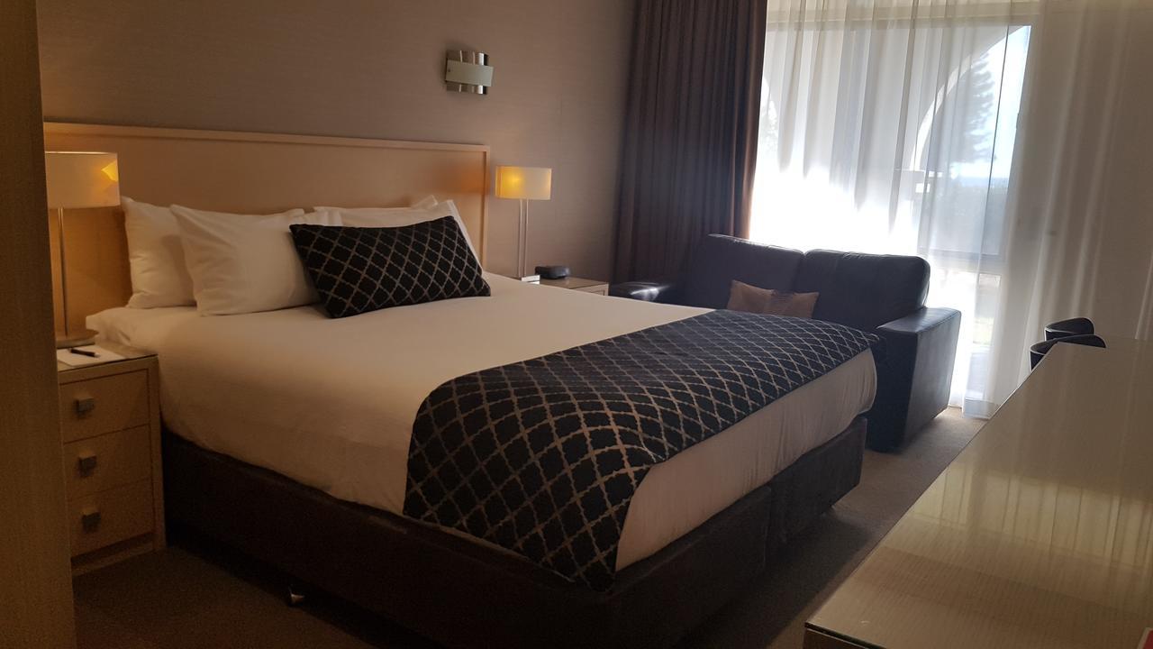 Largs Pier Hotel Аделейд Екстериор снимка