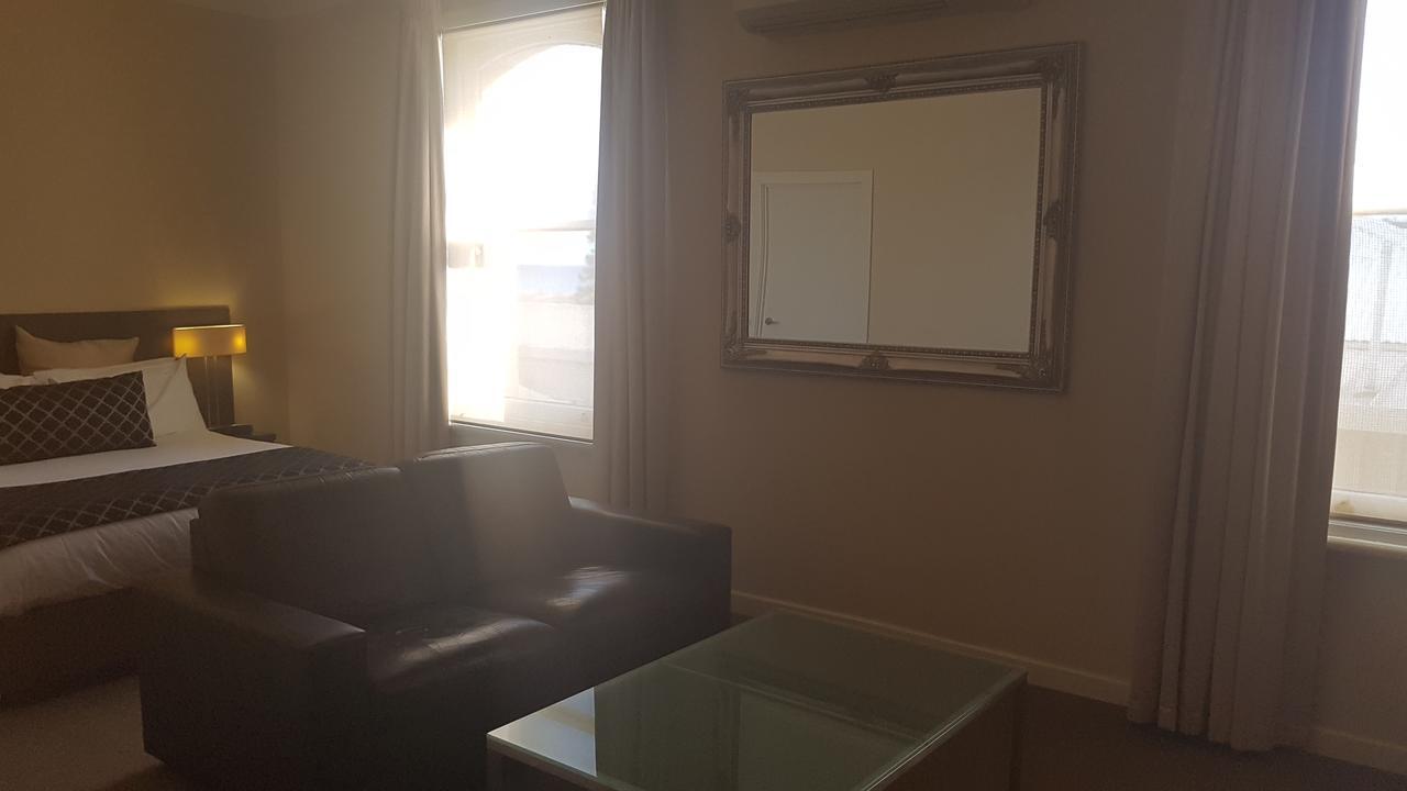 Largs Pier Hotel Аделейд Екстериор снимка