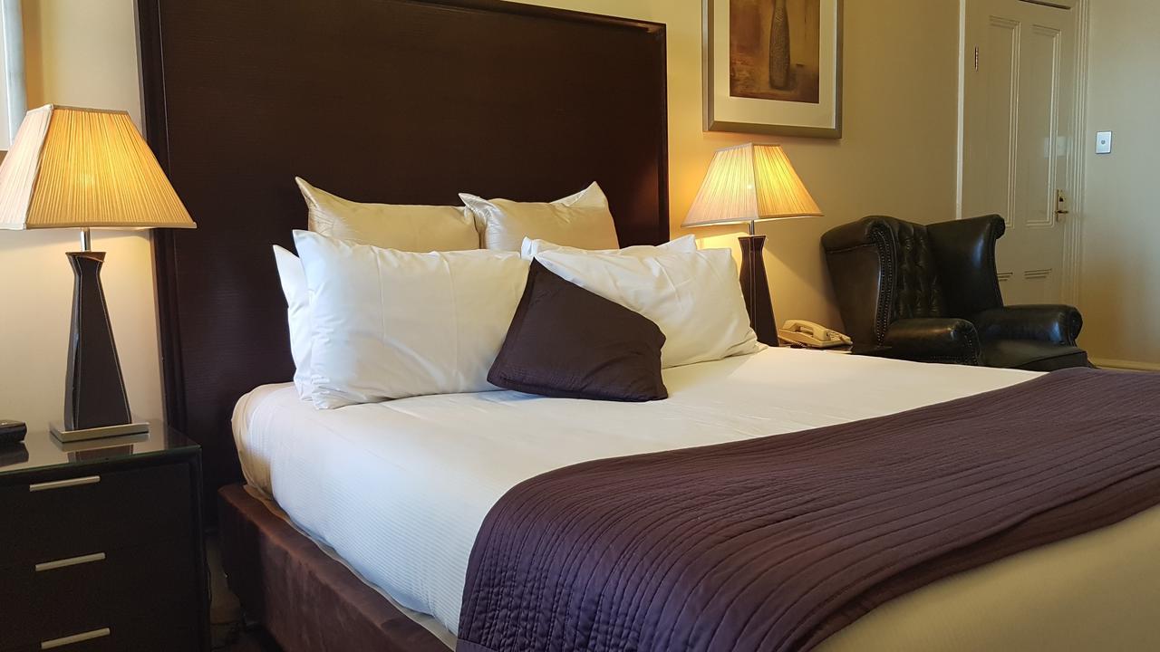 Largs Pier Hotel Аделейд Екстериор снимка