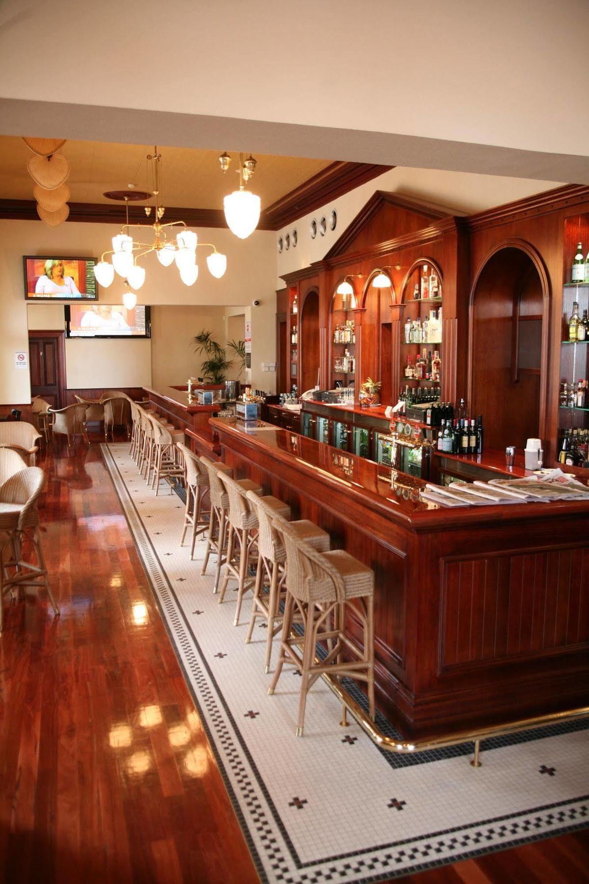 Largs Pier Hotel Аделейд Екстериор снимка